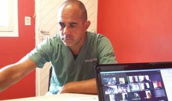 CON MS DE 30 PARTICIPANTES, BROMATOLOGA BRIND LA CHARLA PARA MICROEMPRENDIMIENTOS DEL SECTOR ALIMENTARIO